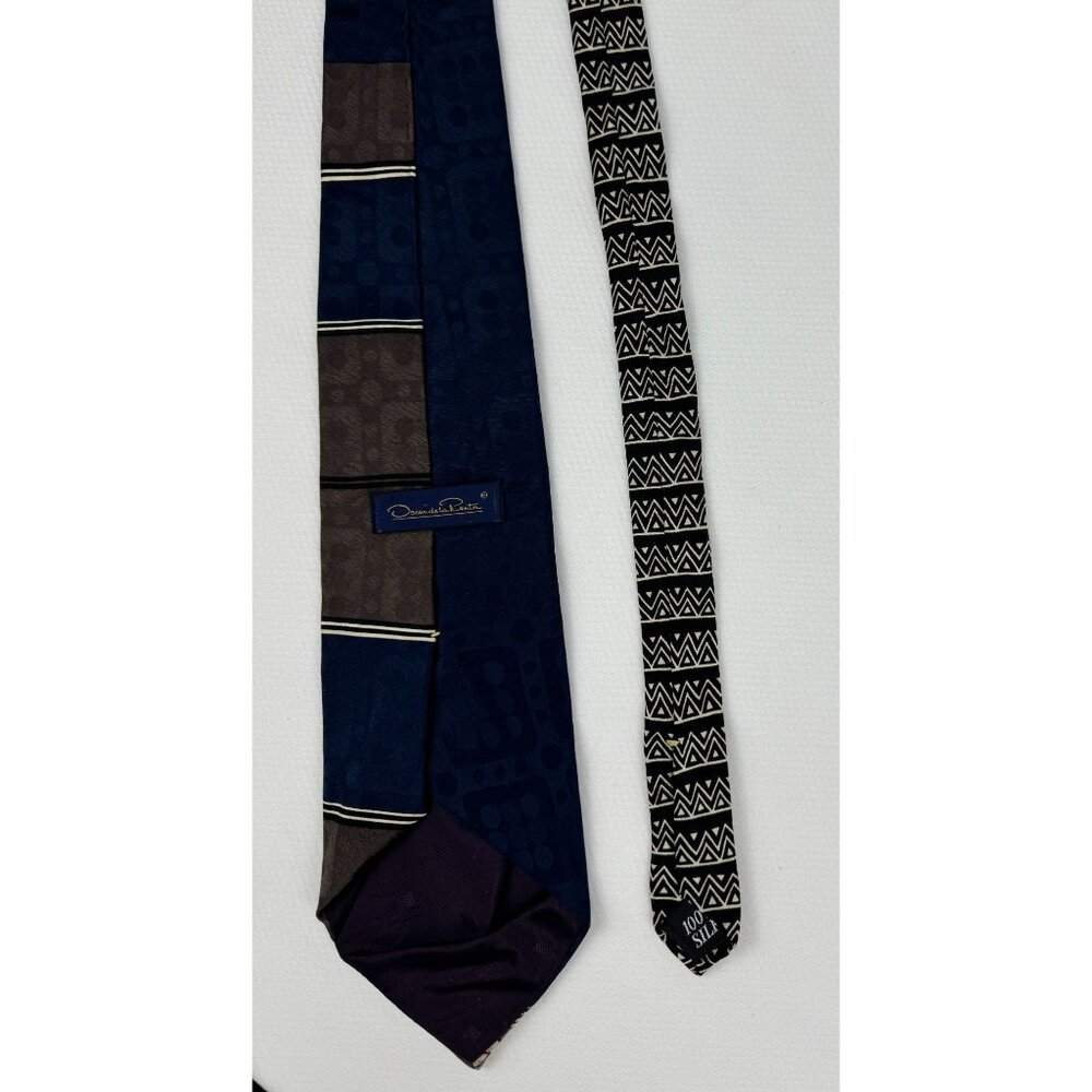 Vintage Oscar De La Renta Silk Tie Geometric Abstract Tan Blue Made In USA 4" - Picture 3 of 9